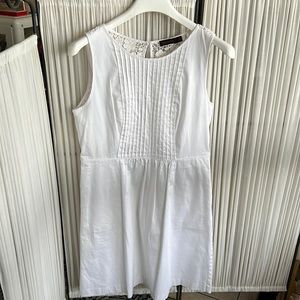 White Lace Back Pintuck / Tuxedo Pleat Dress sz 14. CL422